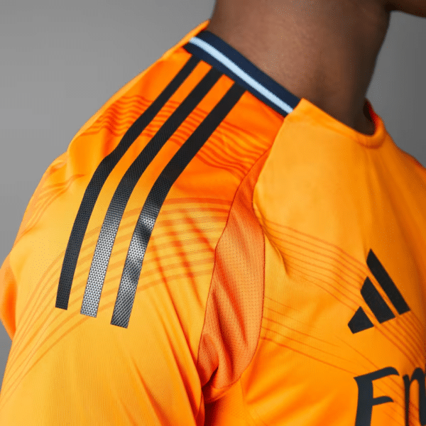 MAILLOT REAL MADRID EXTERIEUR VERSION AUTHENTIC SAISON 2024-2025